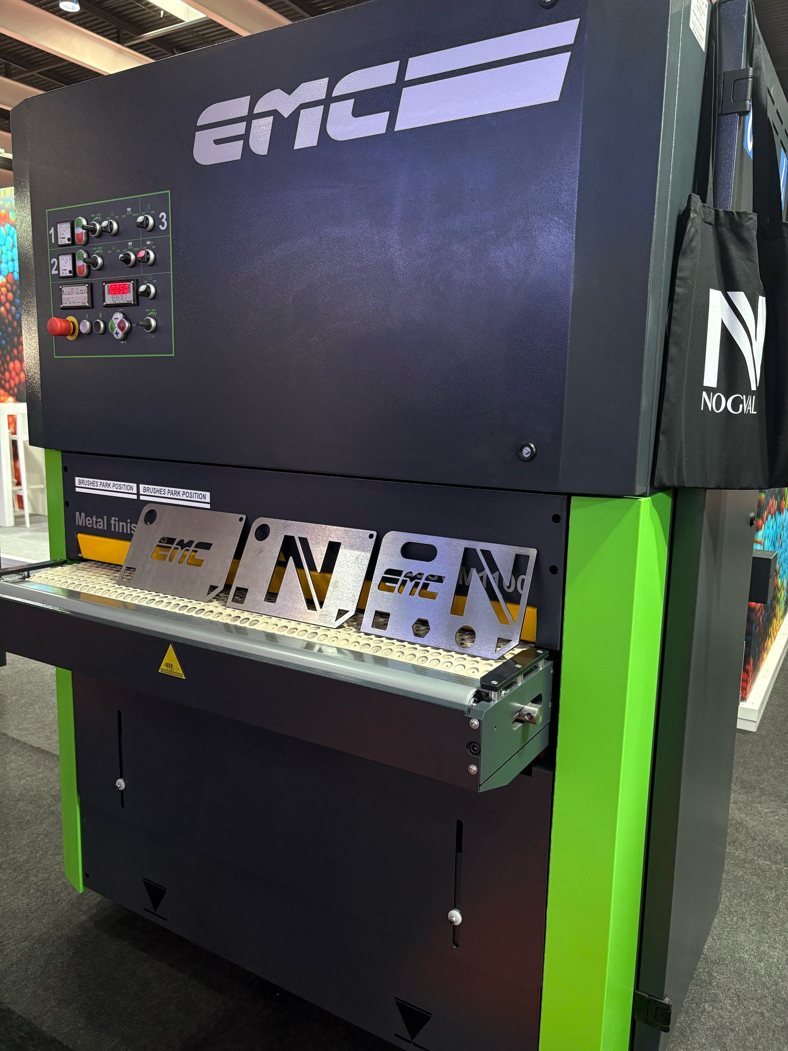 Imagen destacada de EASY M1100 R2D: máximo rendimiento en desbarbado y acabado de piezas metálicas